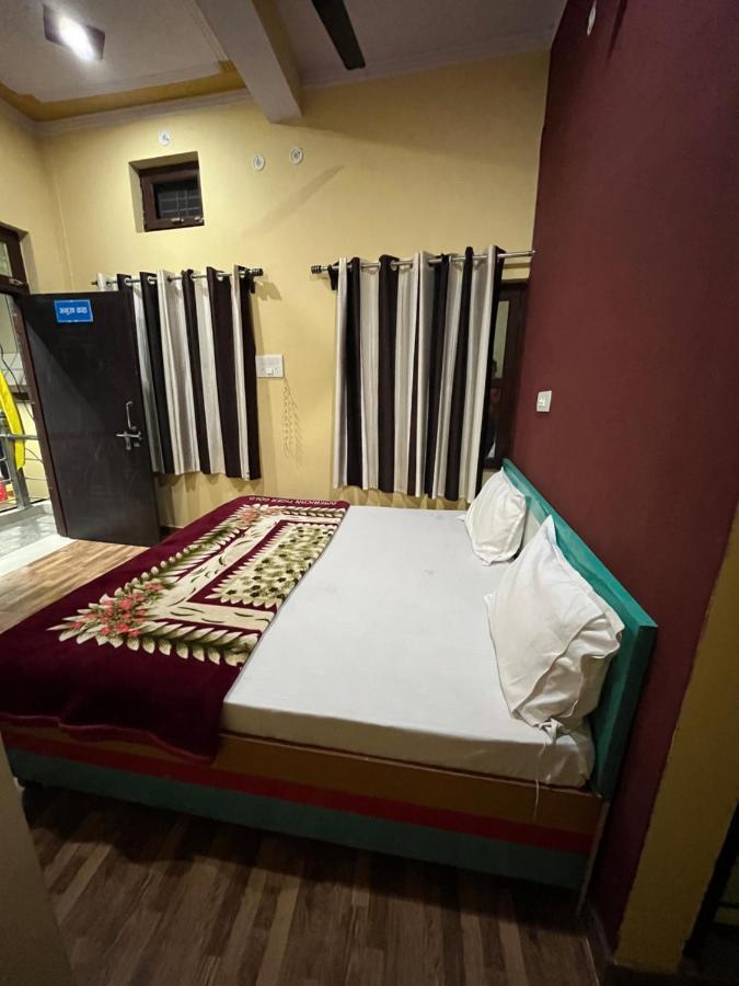 Girish Alay Home Stay Rudraprayāg Eksteriør billede