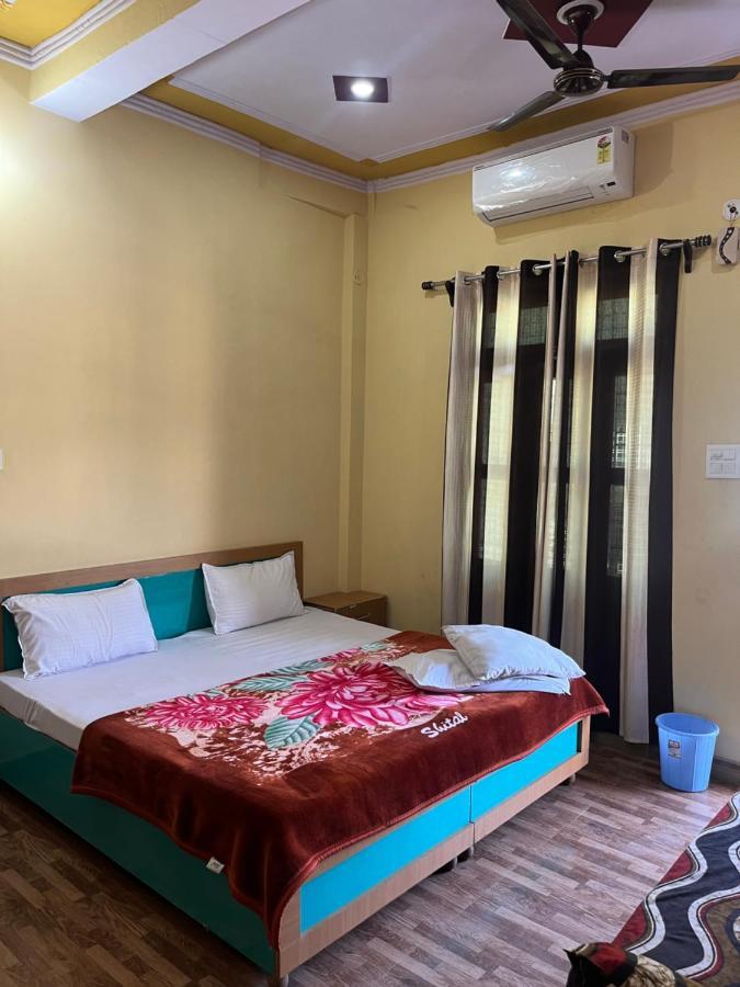 Girish Alay Home Stay Rudraprayāg Eksteriør billede