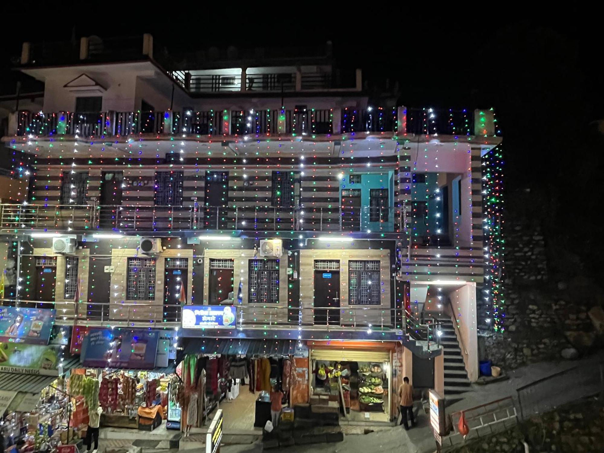 Girish Alay Home Stay Rudraprayāg Eksteriør billede