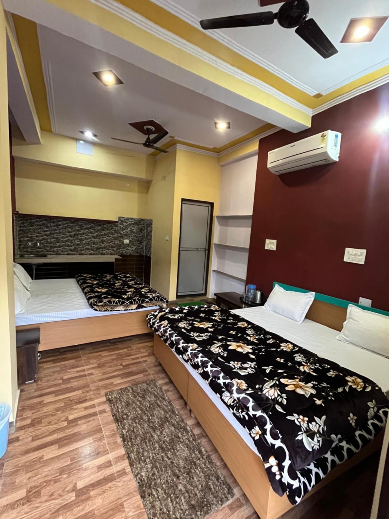 Girish Alay Home Stay Rudraprayāg Eksteriør billede